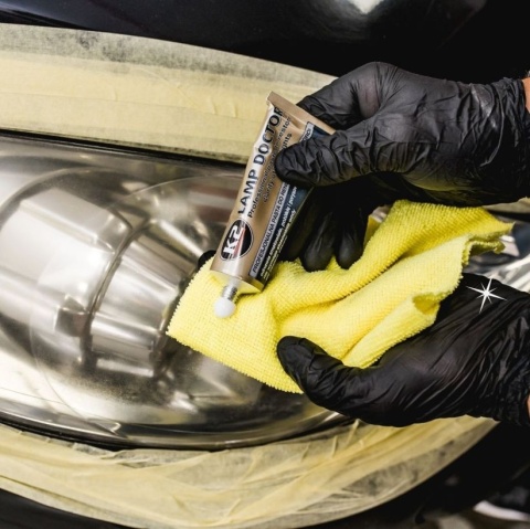 LAMP DOCTOR 60g – Pasta do Regeneracji i Polerowania Reflektorów Samochodowych K2