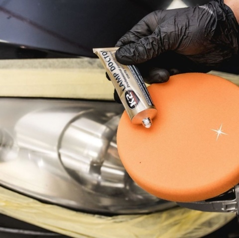 LAMP DOCTOR 60g – Pasta do Regeneracji i Polerowania Reflektorów Samochodowych K2